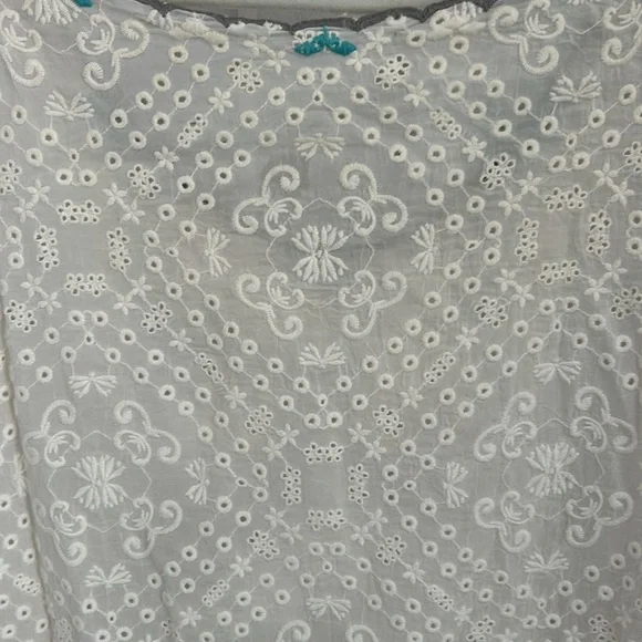 Sheer! Johnny Was Elegant White Embroidered Women's Top - Picture 6 of 7
